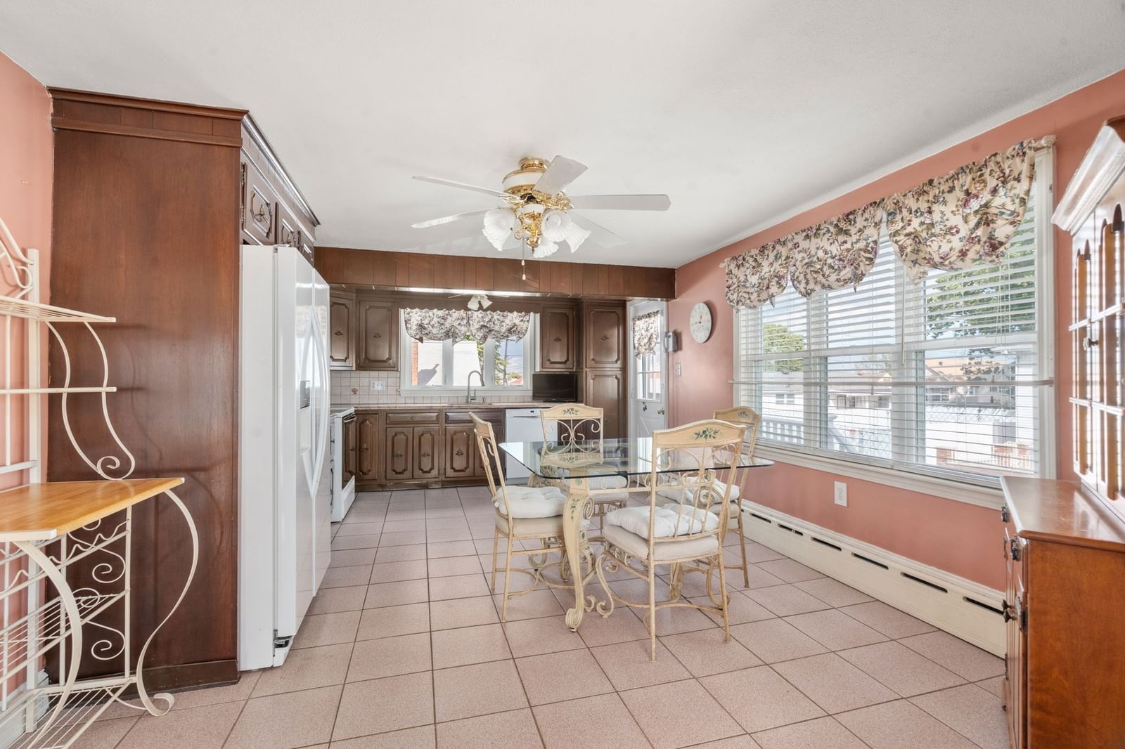 175 Rumney Rd Revere — Photo 22 of 35