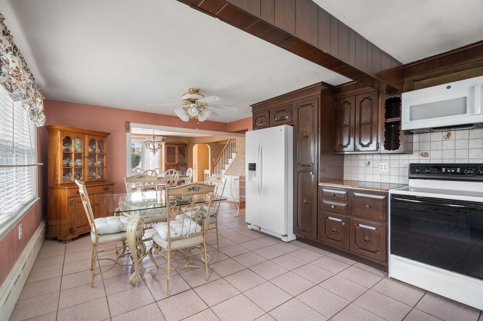 175 Rumney Rd Revere — Photo 24 of 35