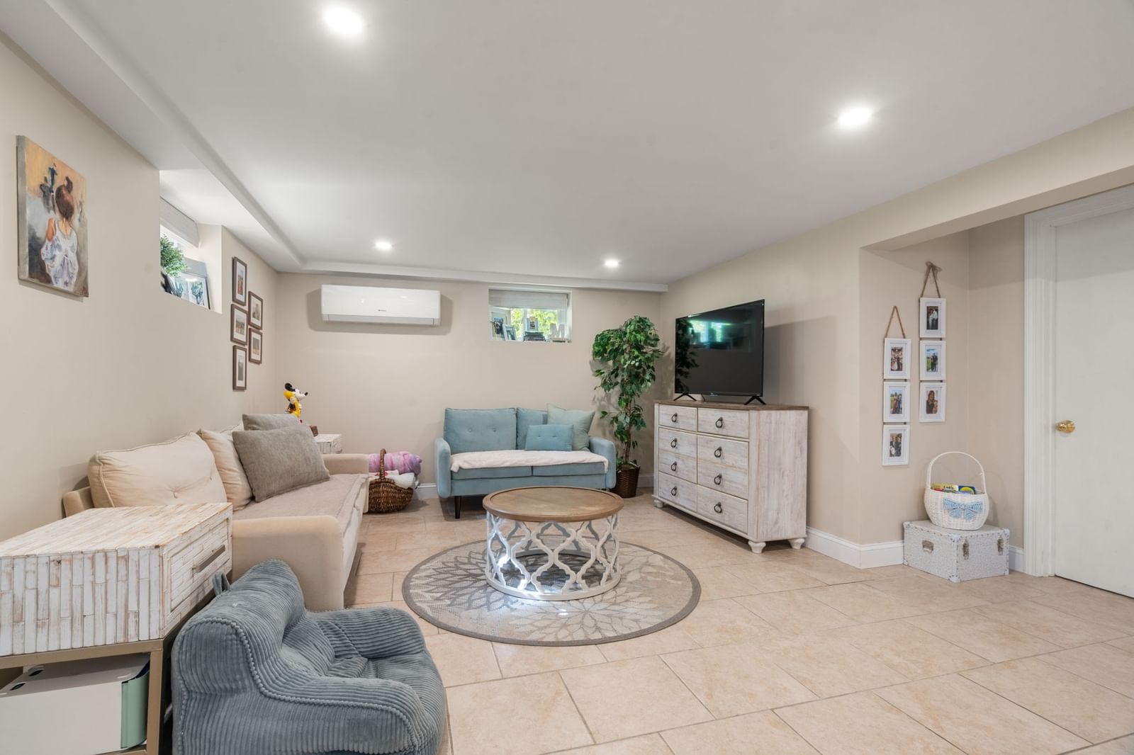 175 Rumney Rd Revere — Photo 9 of 35