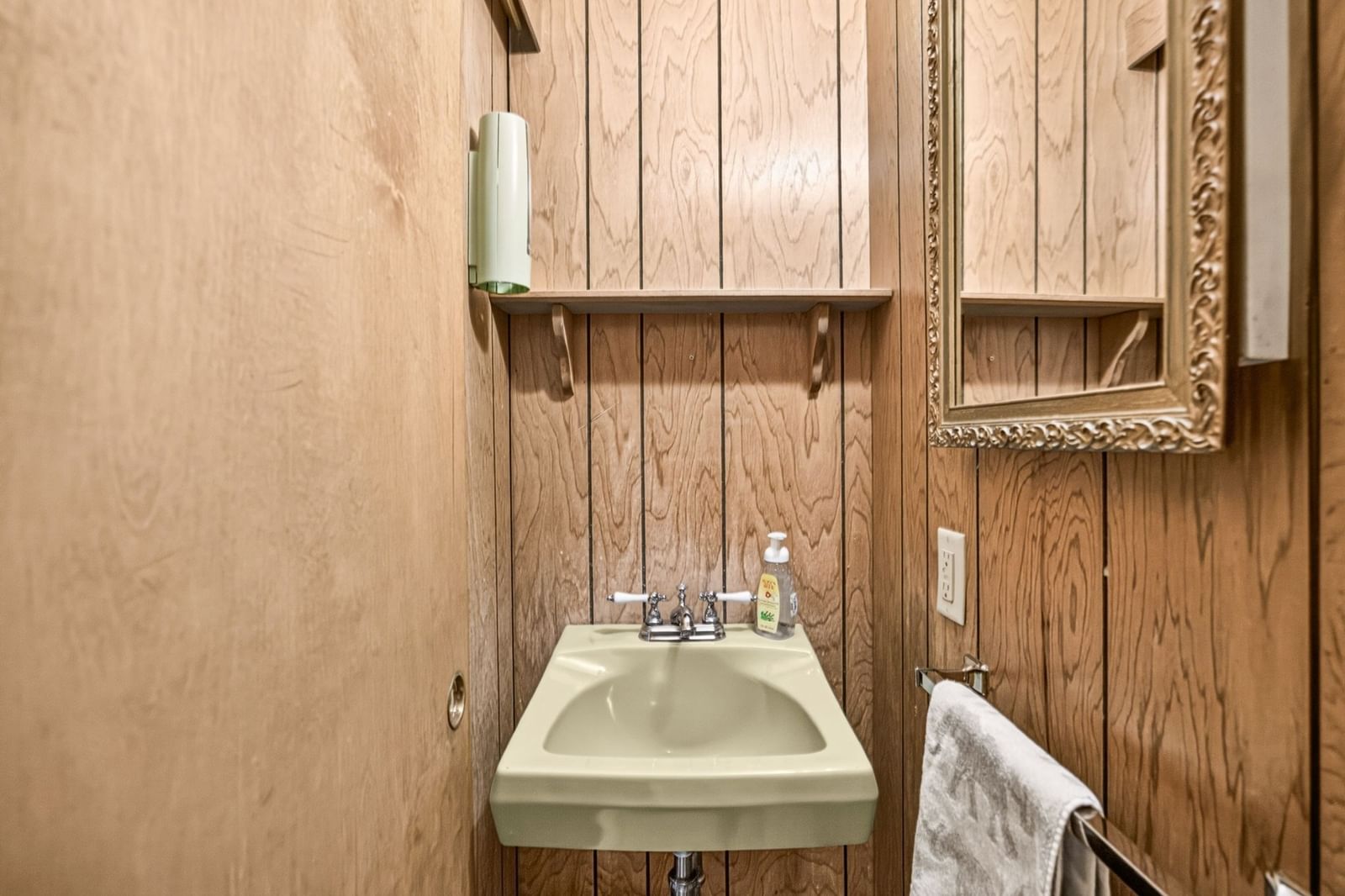 50 Pine St Falmouth — Photo 19 of 42