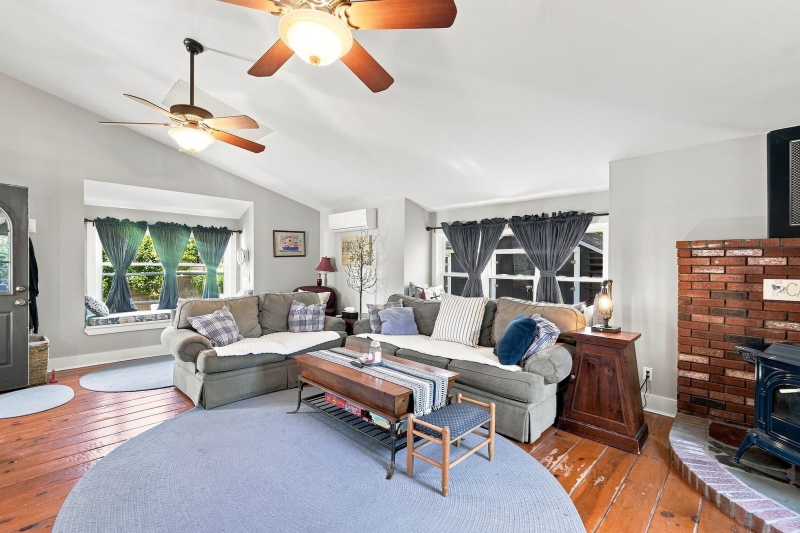 58 Cape Cod Avenue Plymouth — Photo 6 of 35