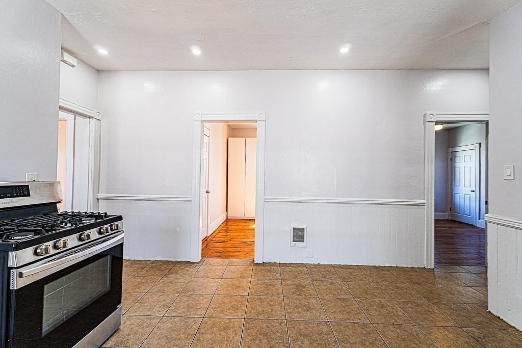 15 Sigel St Worcester — Photo 14 of 35