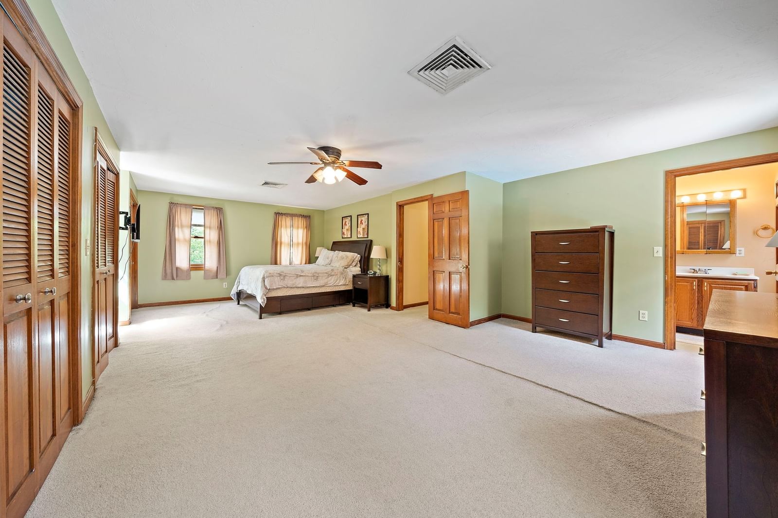 2072 State Rd Plymouth — Photo 16 of 42