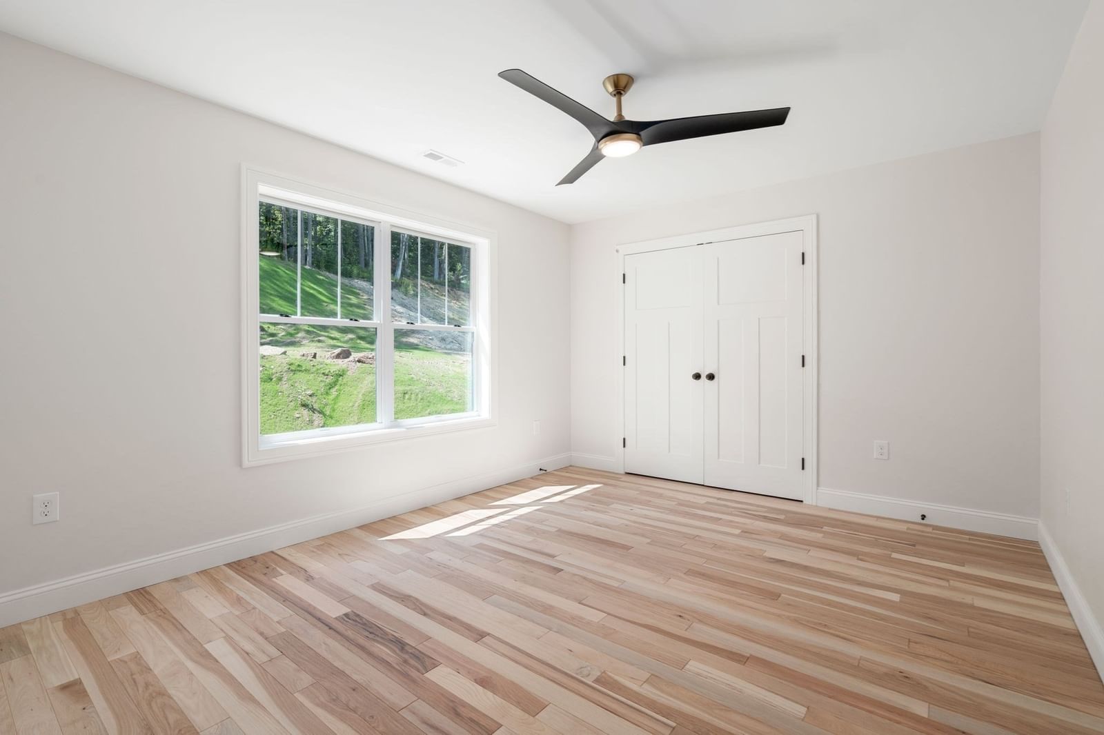 3052 Foster St Palmer — Photo 24 of 34