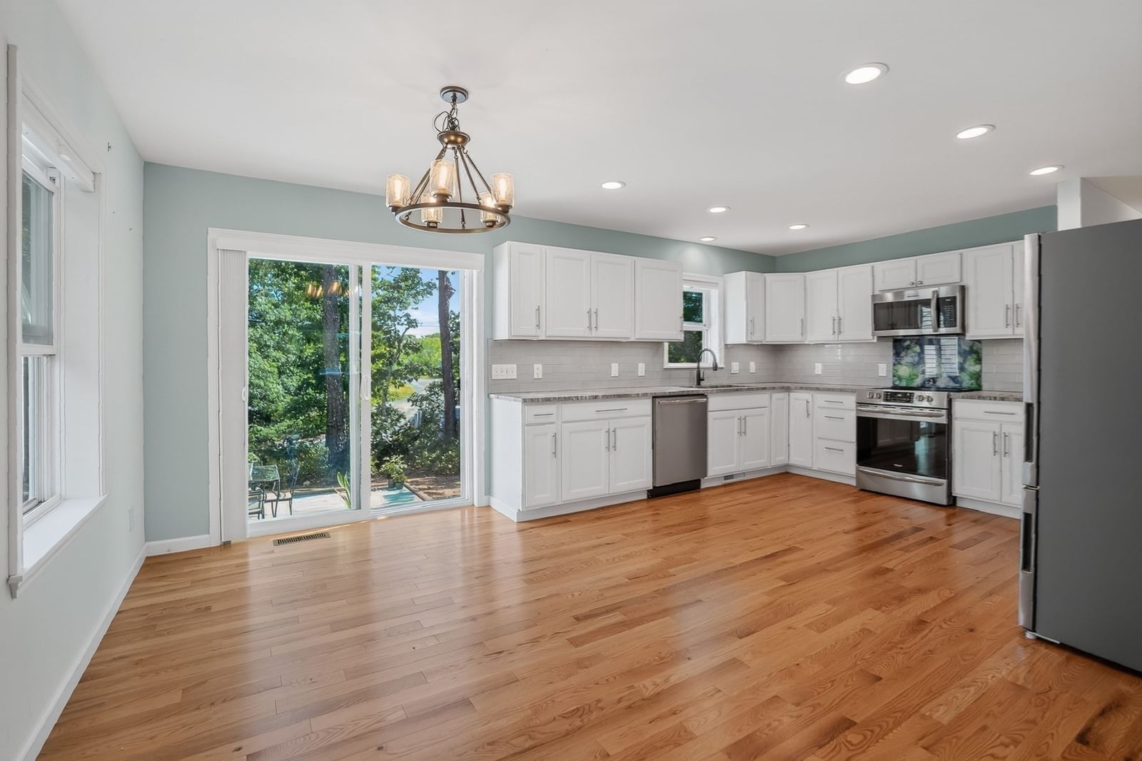 17 Woody Glen Harwich — Photo 12 of 34