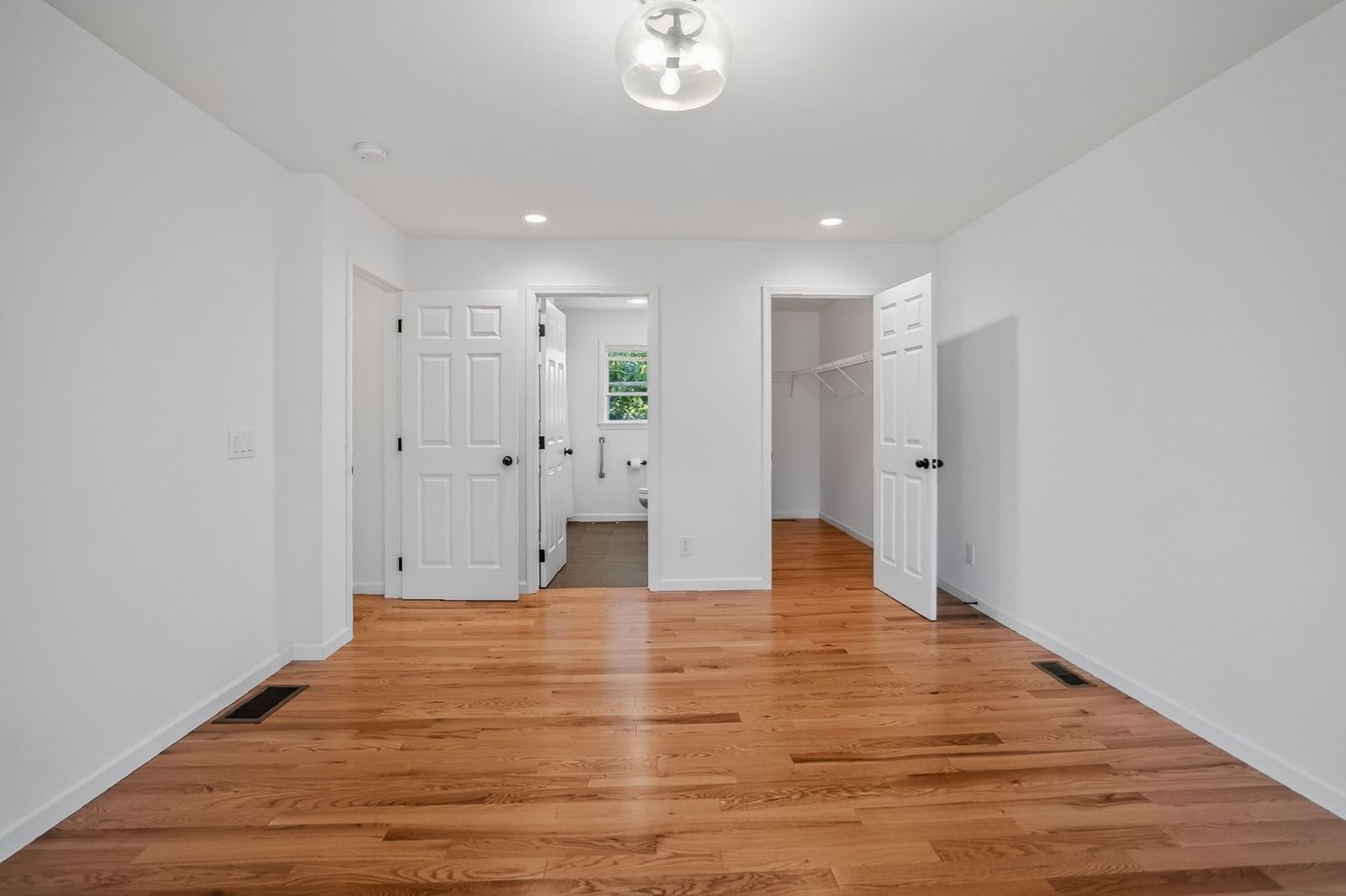 17 Woody Glen Harwich — Photo 18 of 34