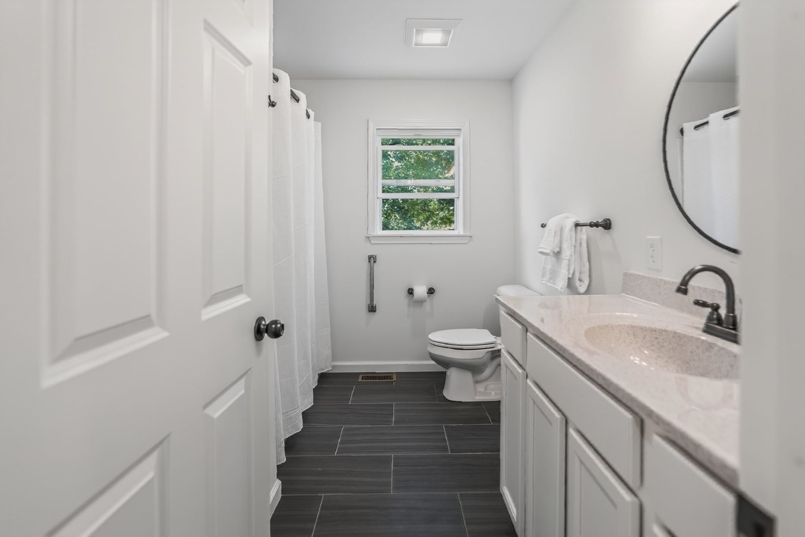 17 Woody Glen Harwich — Photo 20 of 34