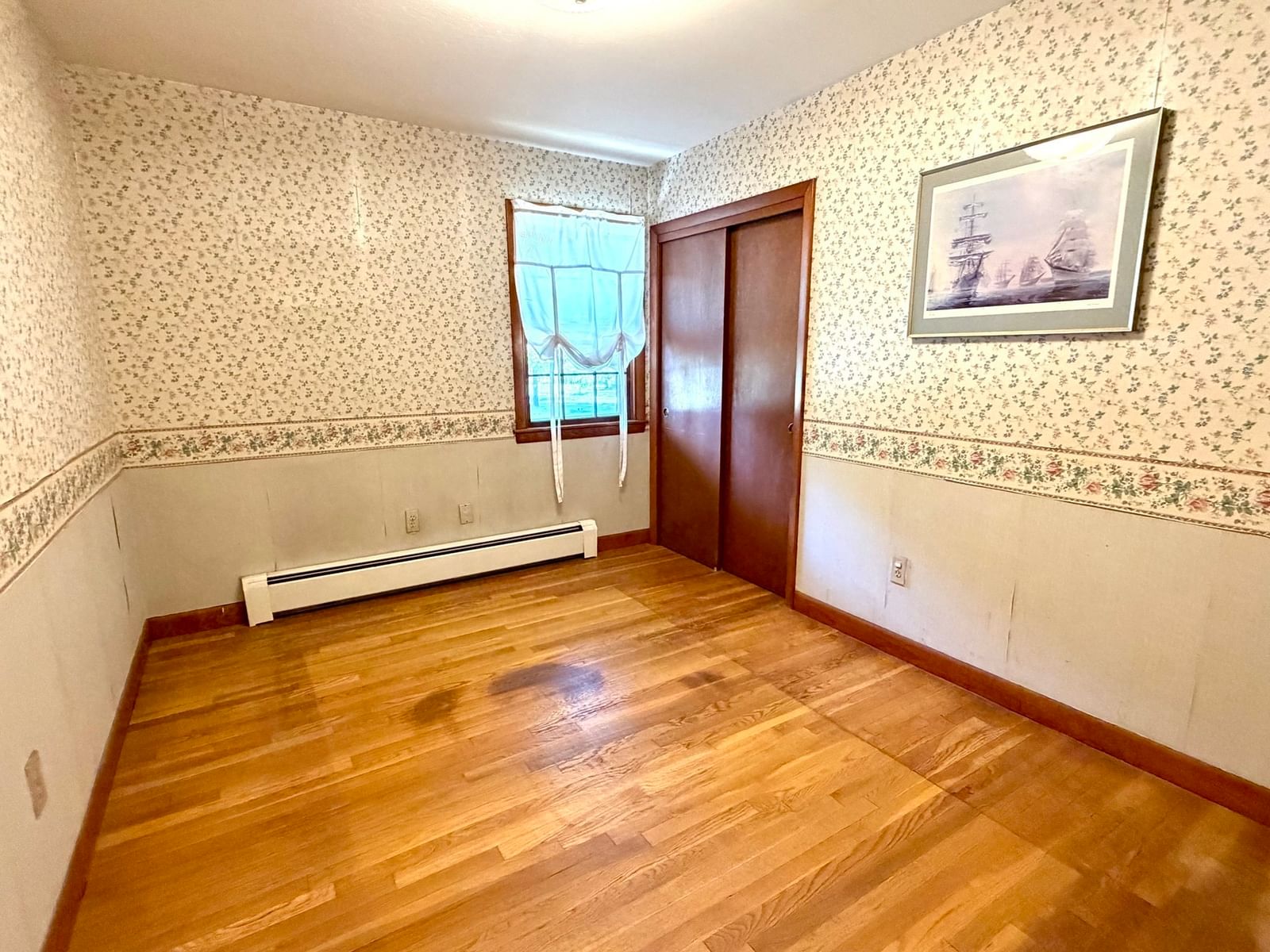 1183 Dutton Street New Bedford — Photo 12 of 17