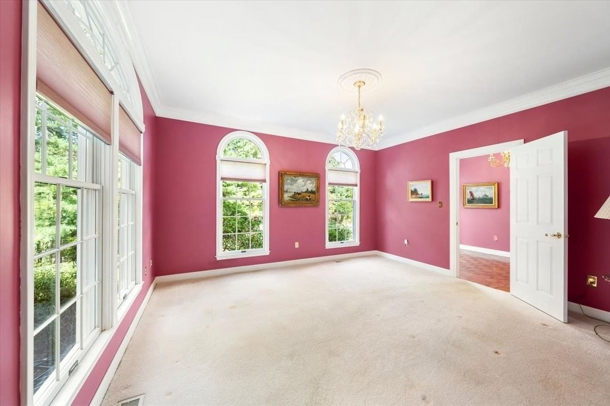 5 Vose Hill Road Westford — Photo 14 of 38