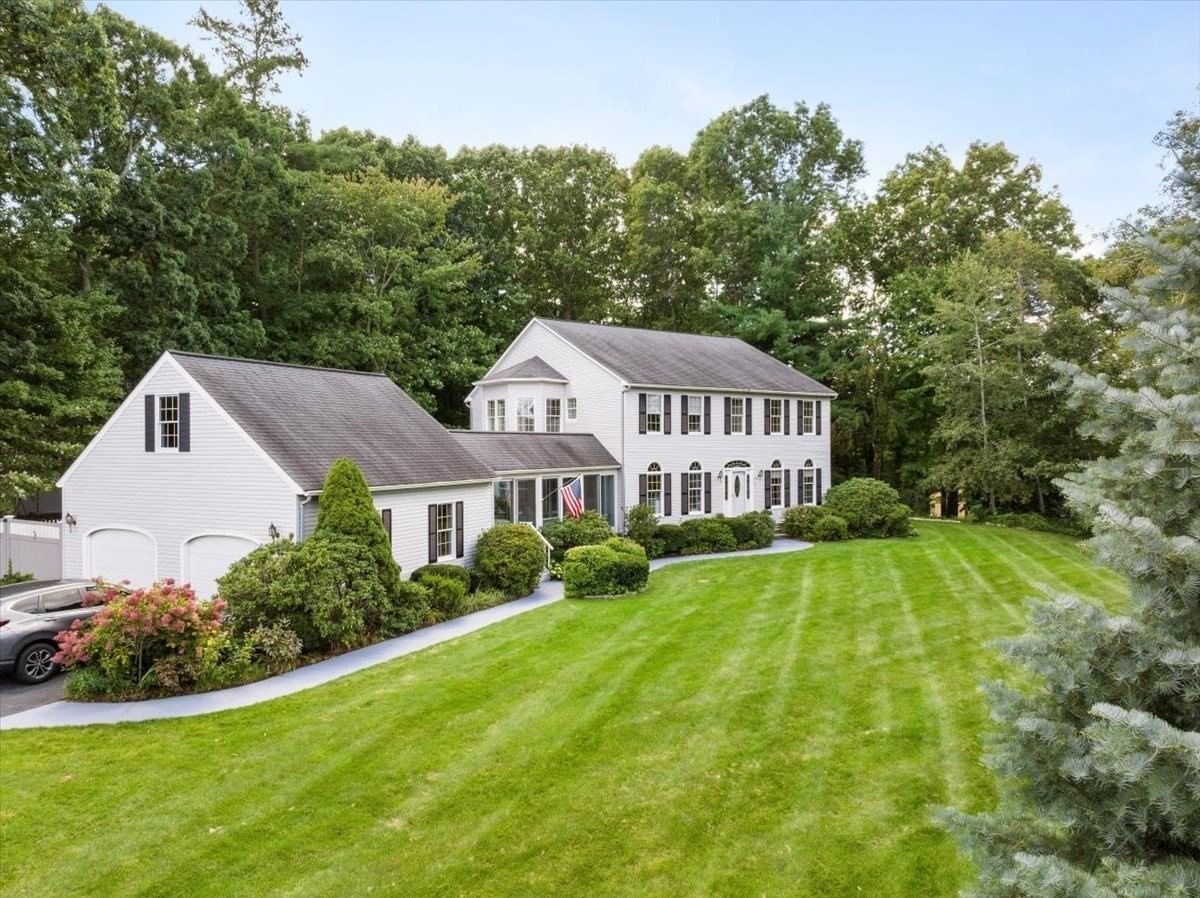 5 Vose Hill Road Westford — Photo 2 of 38