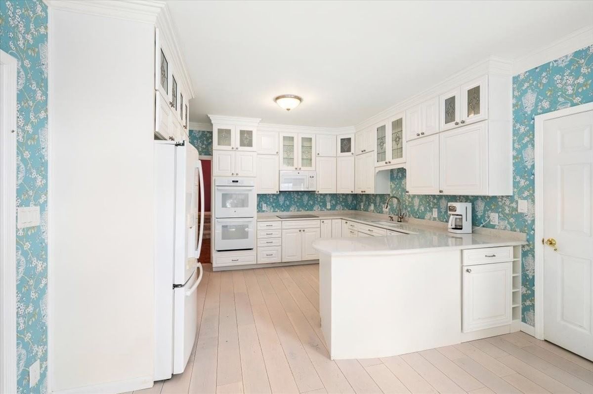 5 Vose Hill Road Westford — Photo 6 of 38