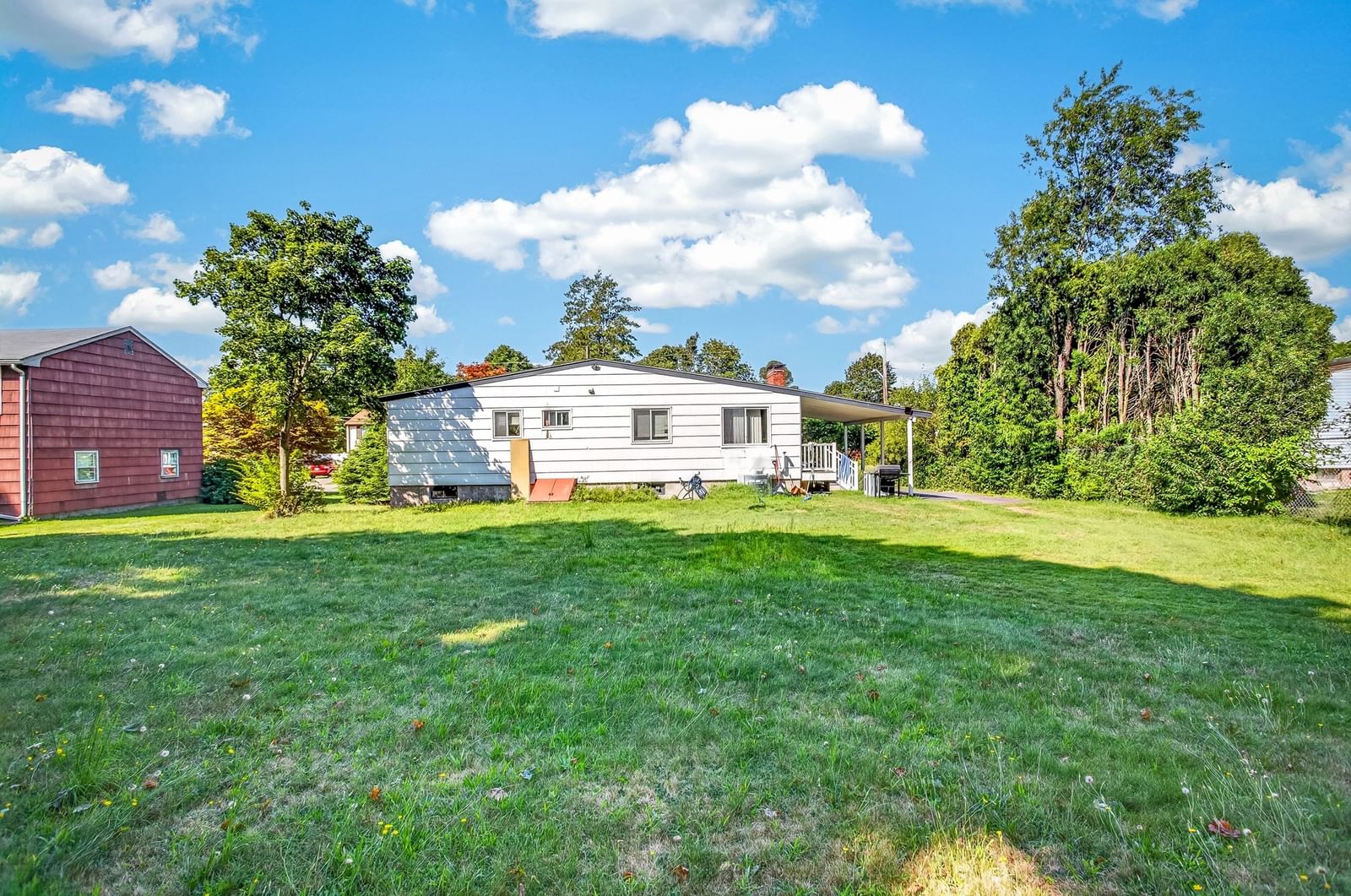 19 Oak Ridge Dr E Brockton — Photo 12 of 33