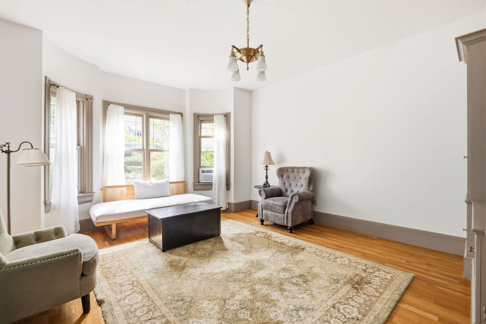 101 Ashmont St Boston — Photo 9 of 40