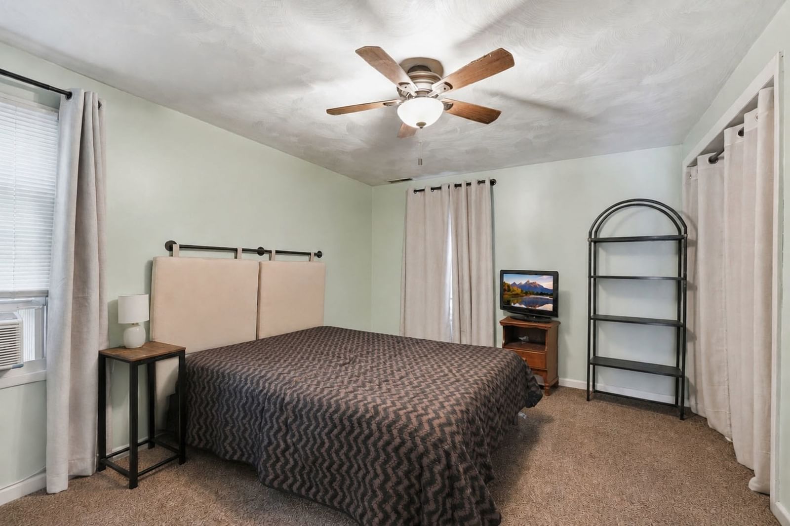 24 Briarcliff Ln #B Spencer — Photo 21 of 40