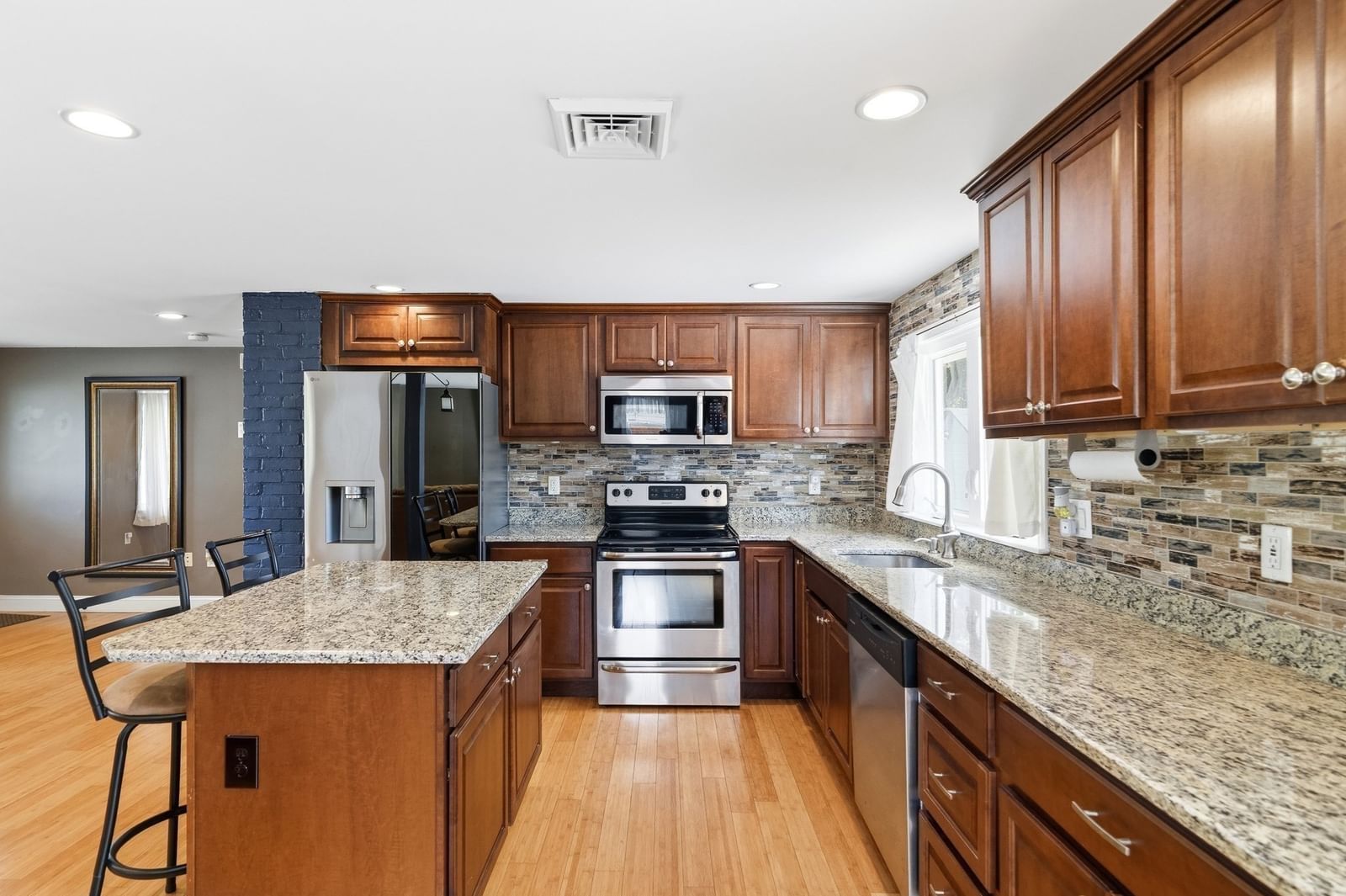 25 Marie Ave. Brockton — Photo 6 of 36
