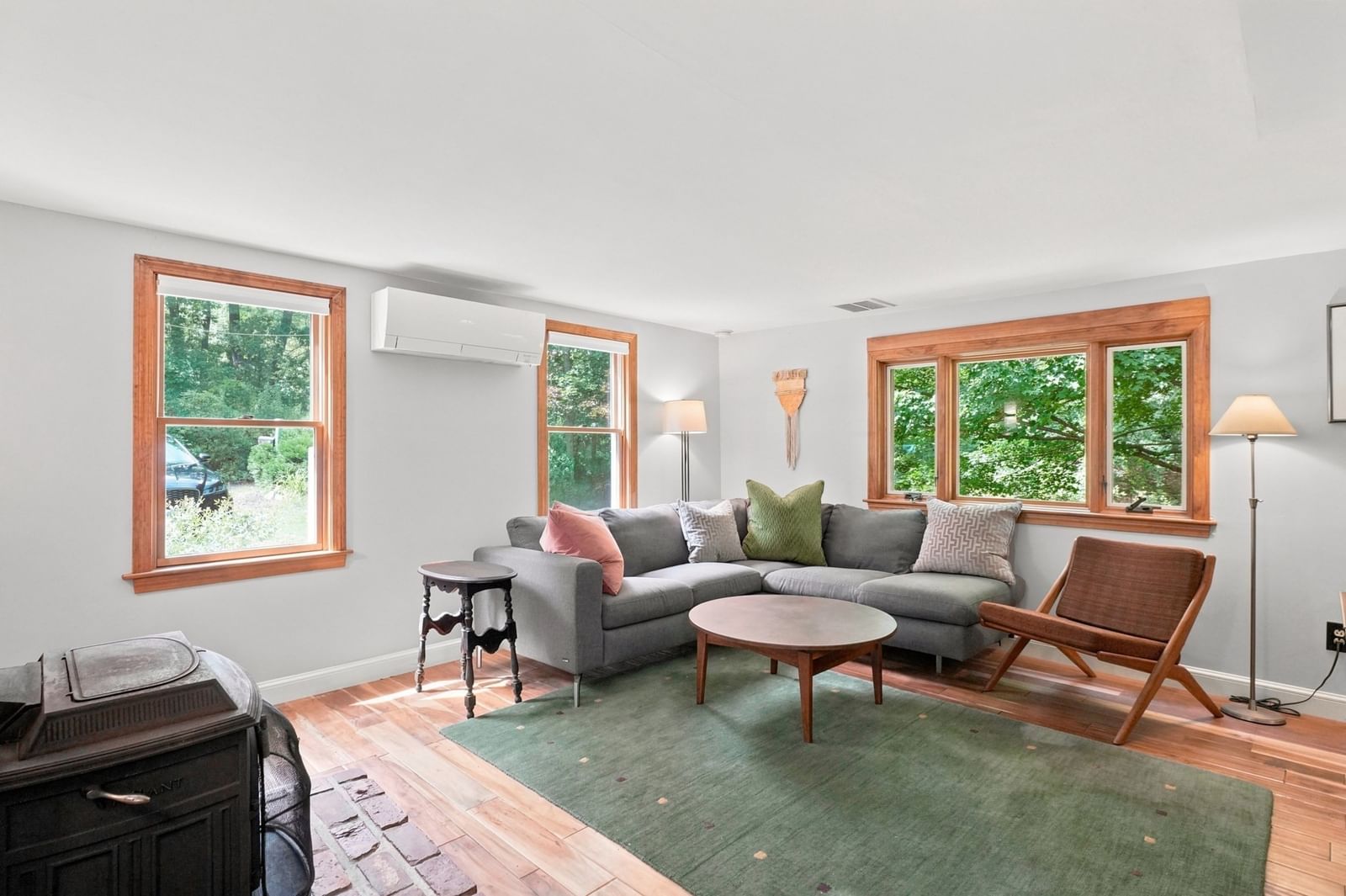 17 Spring Hill Rd Newbury — Photo 10 of 42