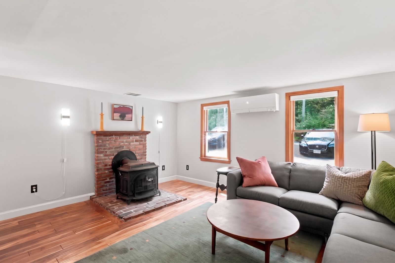 17 Spring Hill Rd Newbury — Photo 8 of 42
