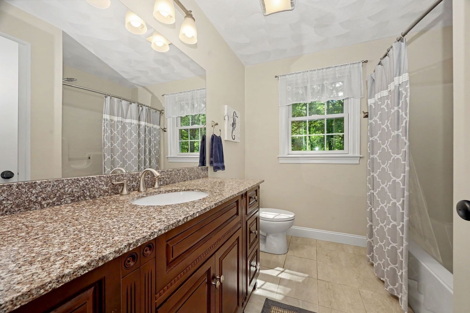44 Ashwood Ave Wilmington — Photo 23 of 41