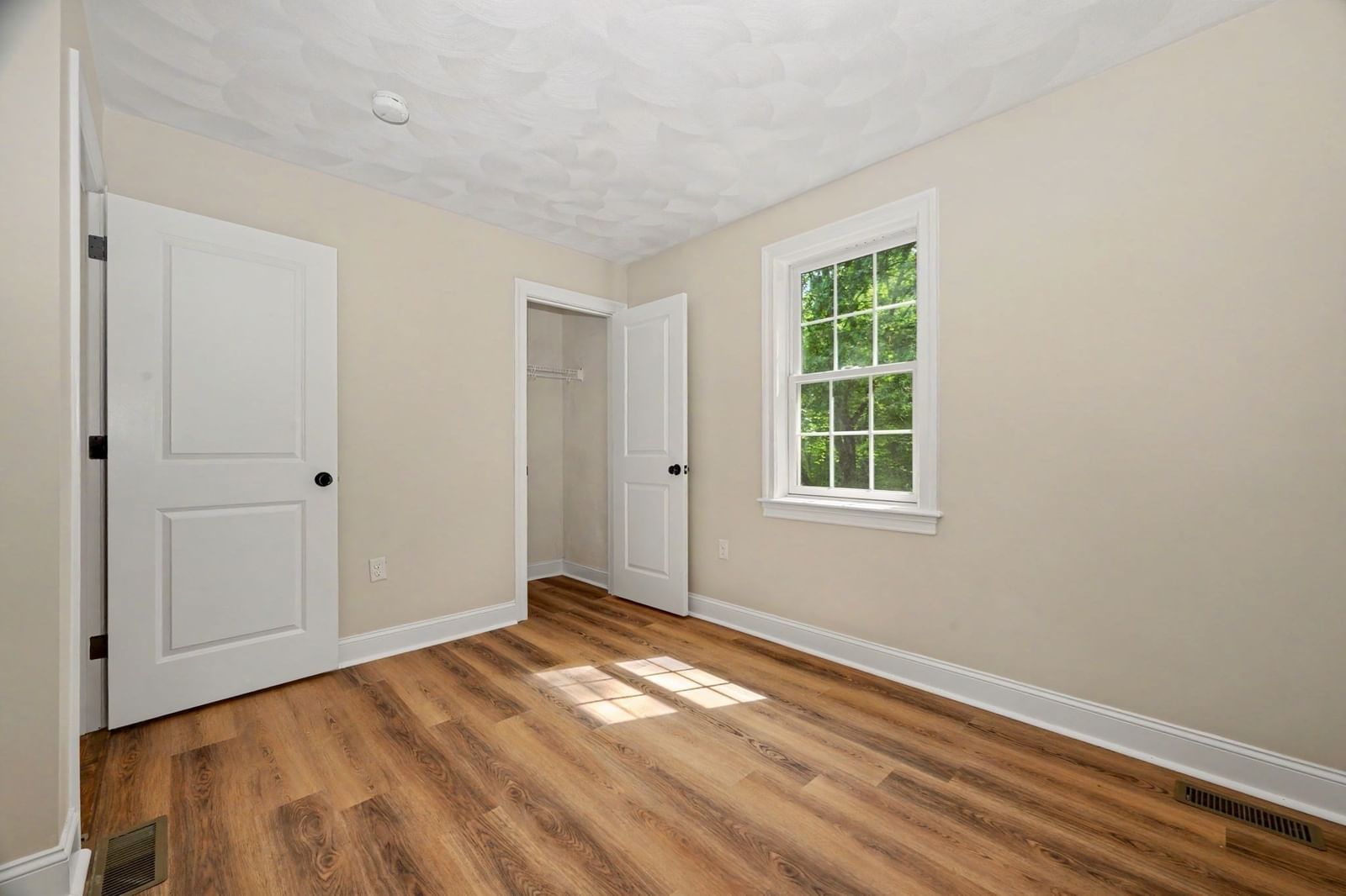 44 Ashwood Ave Wilmington — Photo 24 of 41
