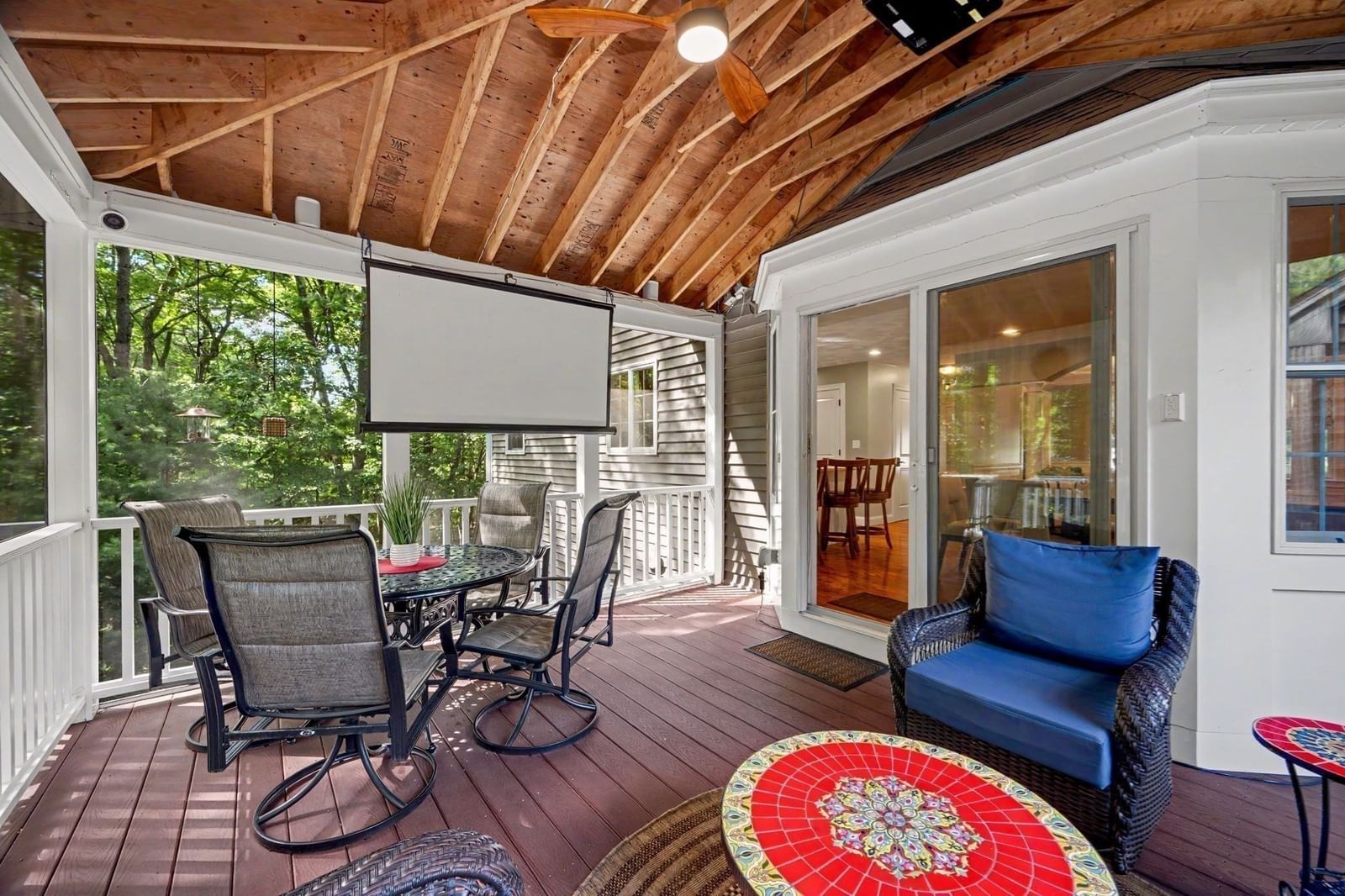 44 Ashwood Ave Wilmington — Photo 7 of 41