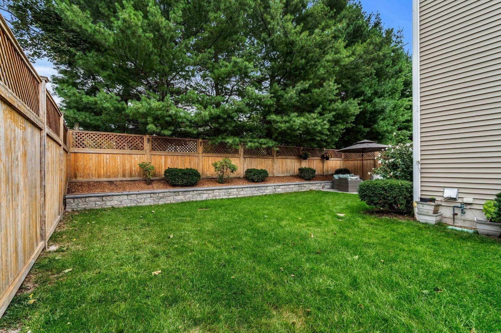 65 Crescent Rd Needham — Photo 40 of 42