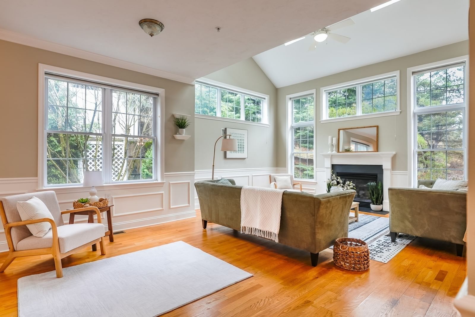 432 Boxwood Ln #432 Clinton — Photo 3 of 24