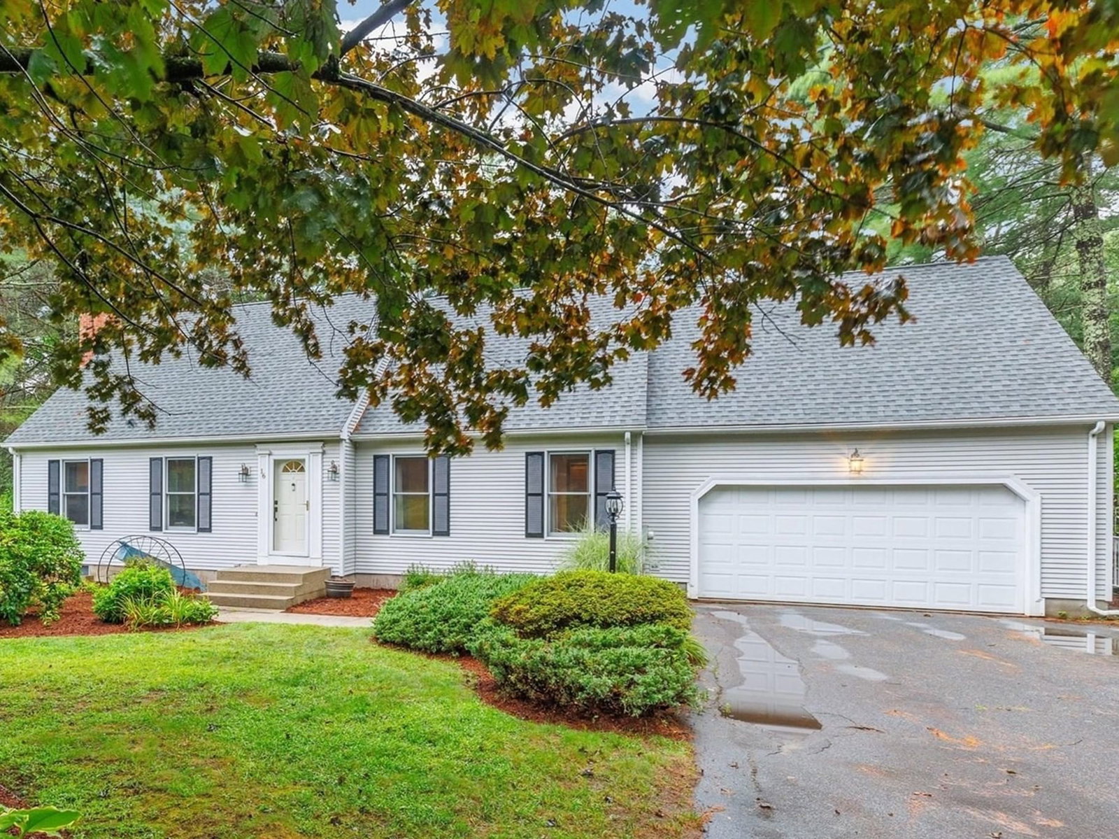 16 Old Farm Road Palmer — Photo 1 of 36