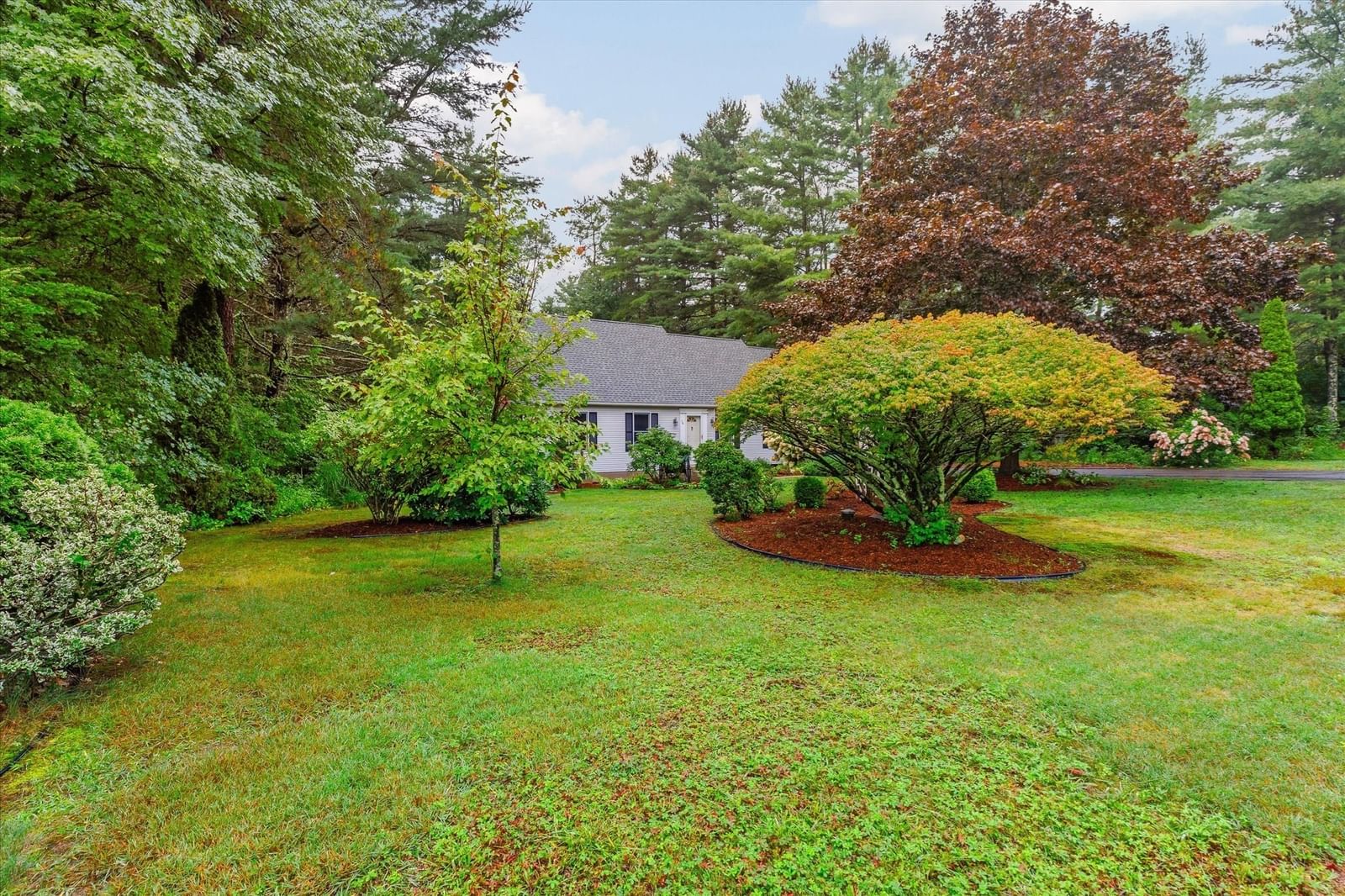 16 Old Farm Road Palmer — Photo 4 of 36