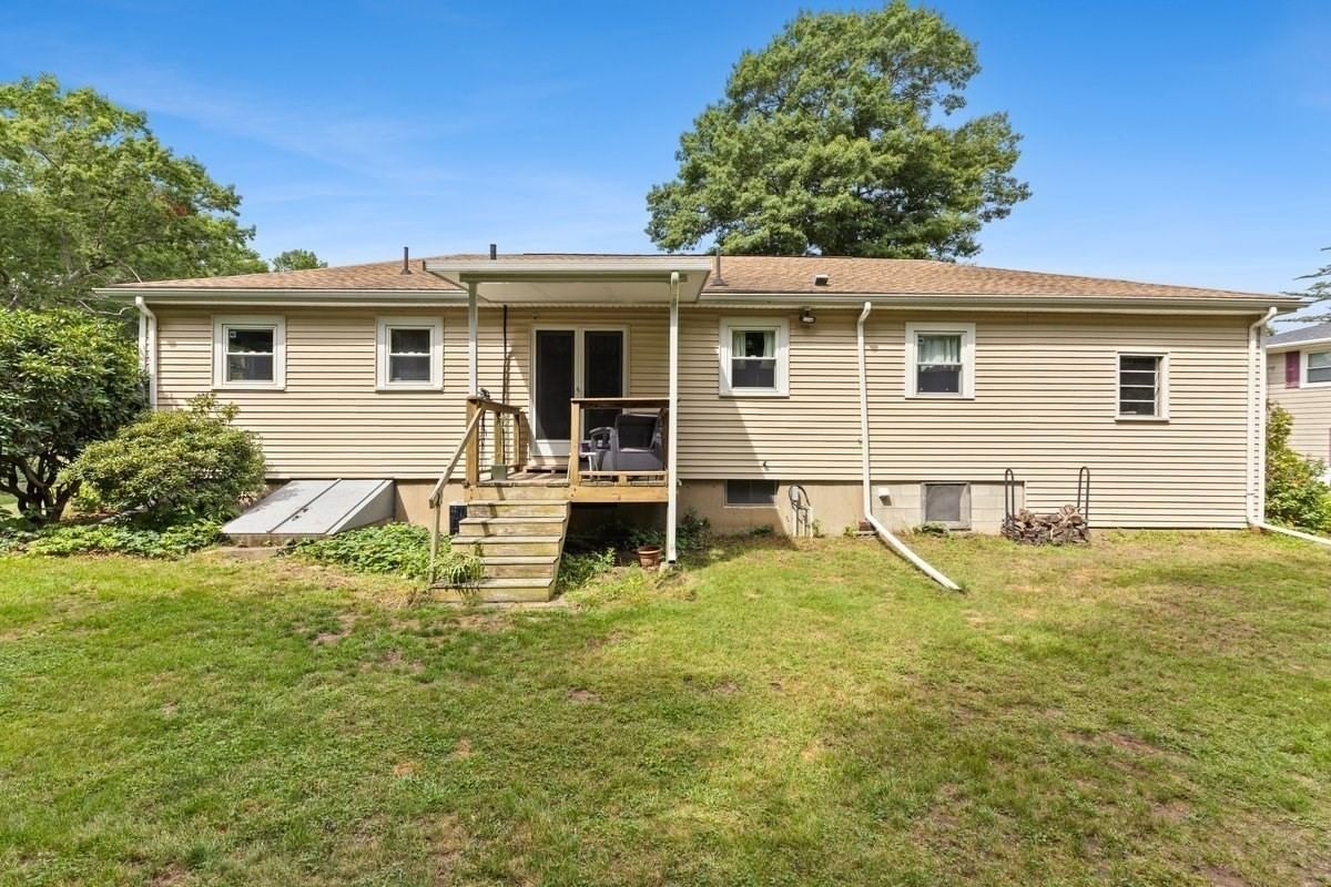 58 Harlan Cir Brockton — Photo 31 of 36