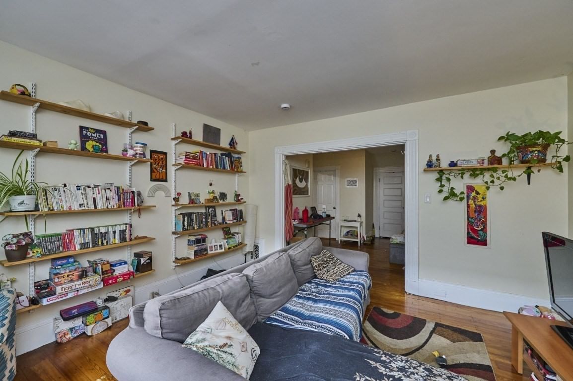 11 Wolcott Street Boston — Photo 10 of 34