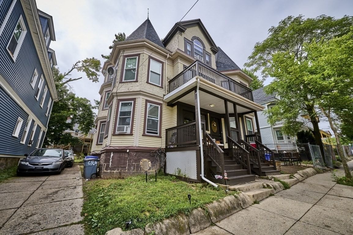 11 Wolcott Street Boston — Photo 2 of 34