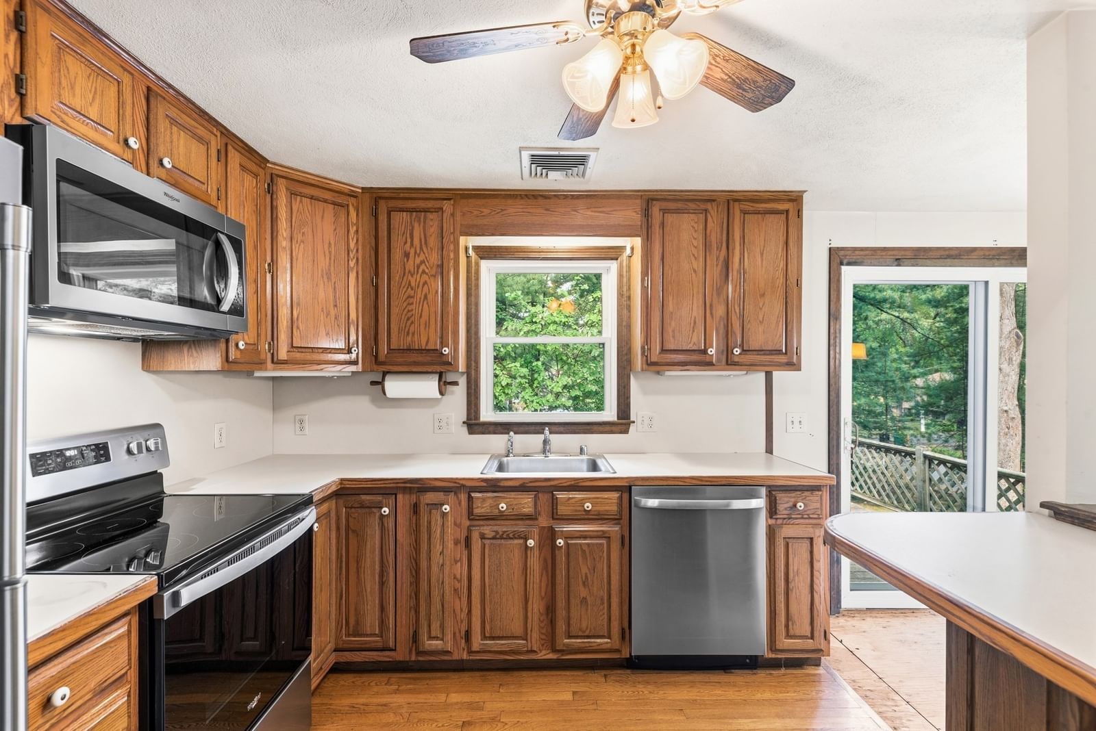 3 Jason Cir North Attleboro — Photo 28 of 42