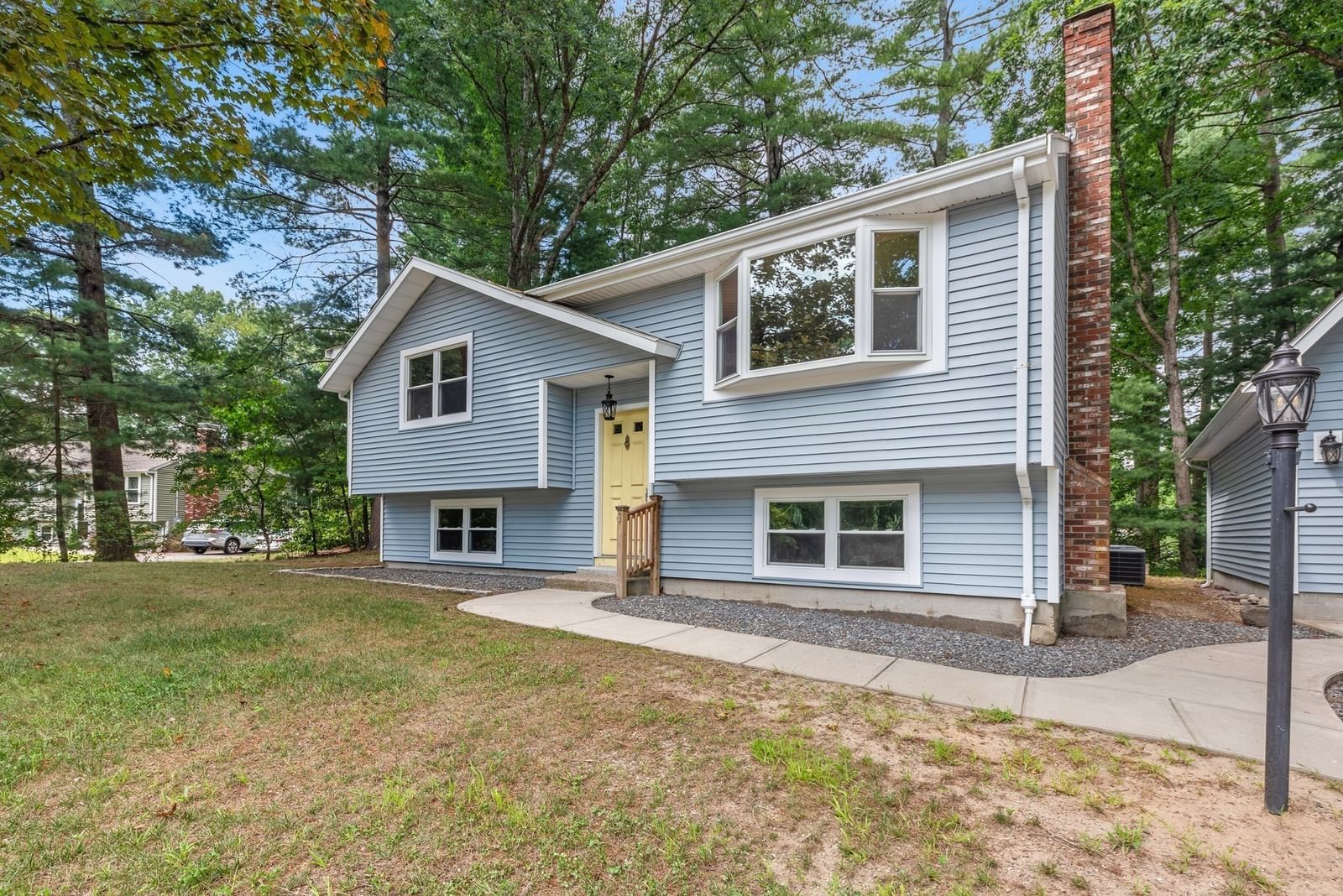 3 Jason Cir North Attleboro — Photo 5 of 42
