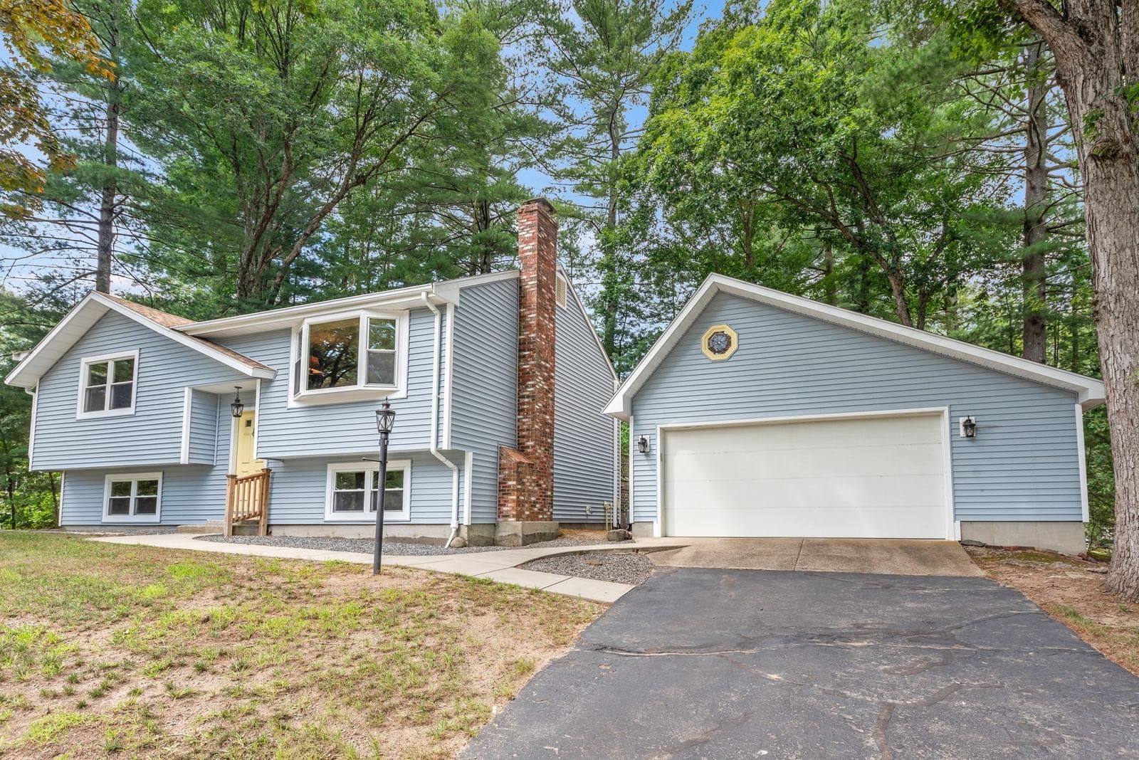 3 Jason Cir North Attleboro — Photo 8 of 42