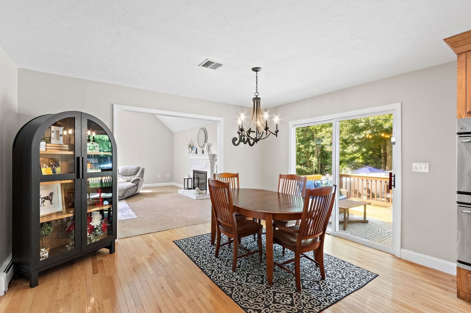 36 Highridge Rd Bellingham — Photo 8 of 29