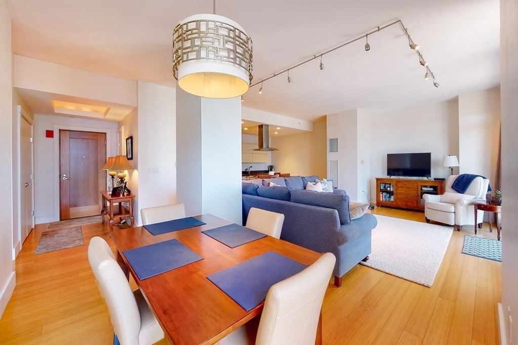 45 Province St #2702 Boston — Photo 15 of 39