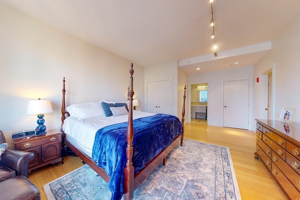 45 Province St #2702 Boston — Photo 22 of 39