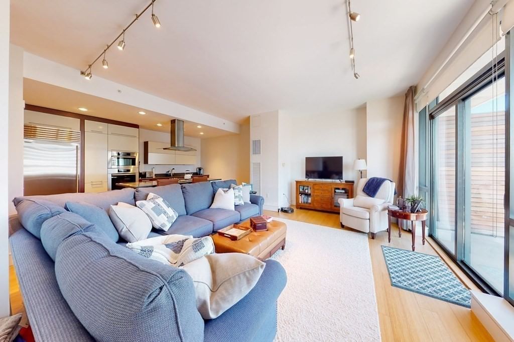 45 Province St #2702 Boston — Photo 3 of 39