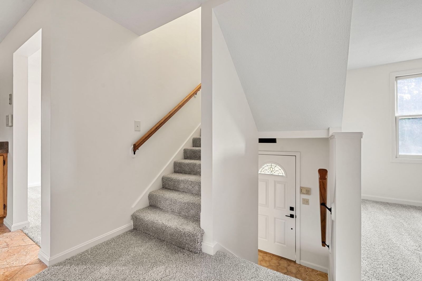 58 Cinnamon Circle Tewksbury — Photo 14 of 25
