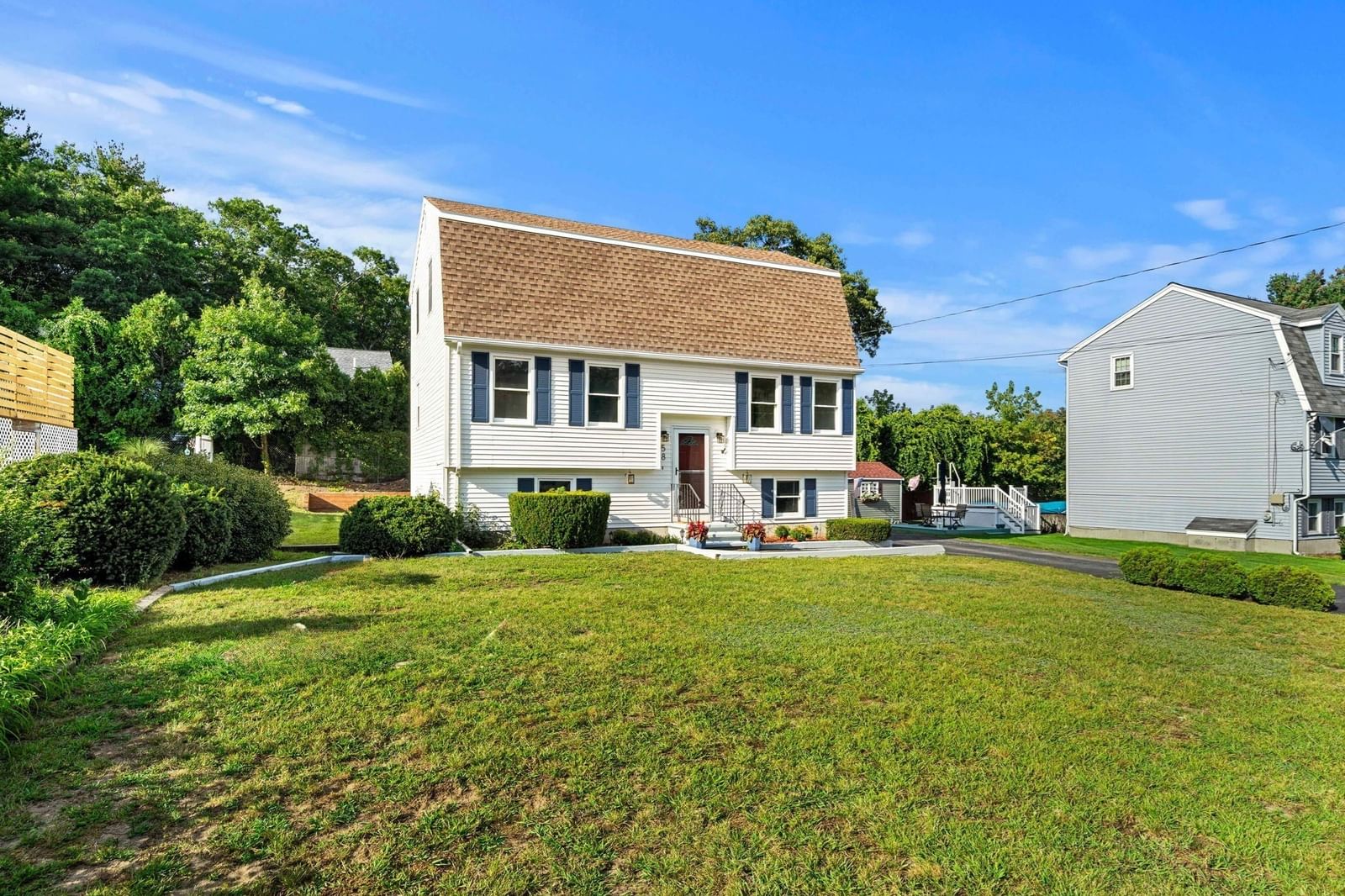 58 Cinnamon Circle Tewksbury — Photo 3 of 25