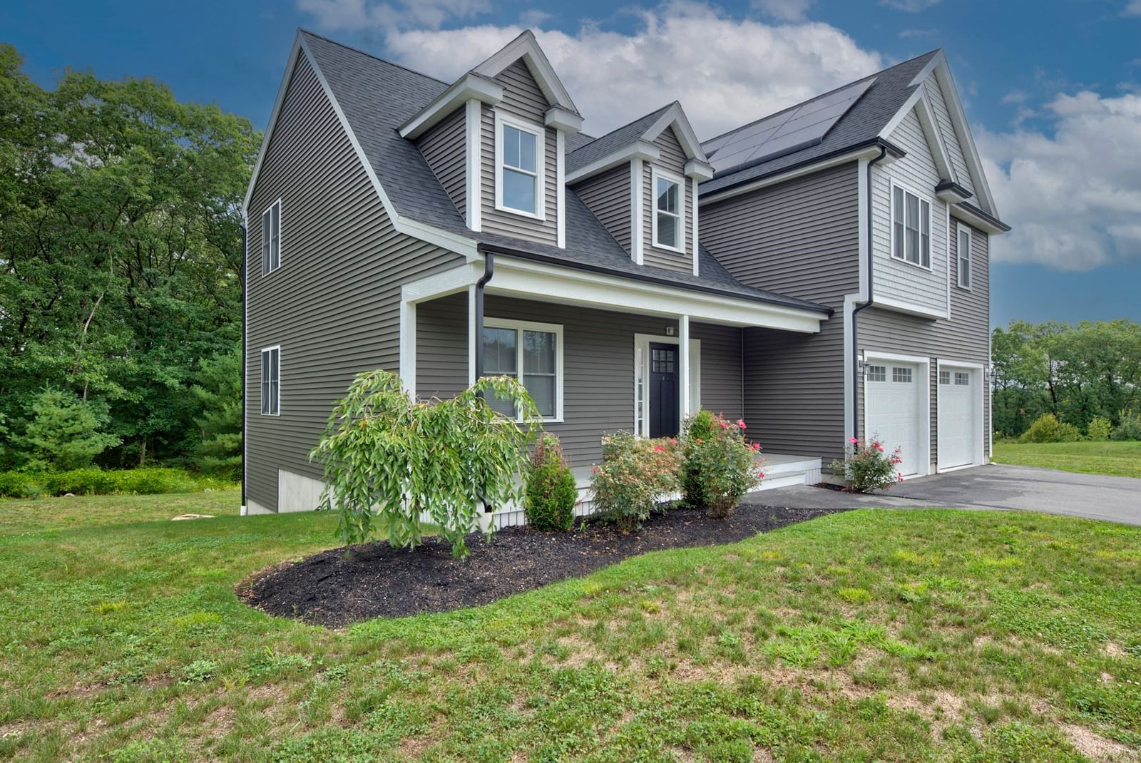 201 Cypress Dr Brockton — Photo 3 of 26