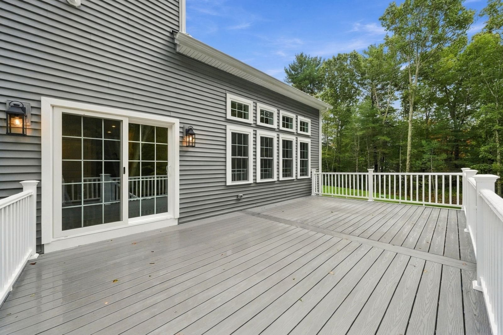 9 Southworth Street Lakeville — Photo 10 of 42
