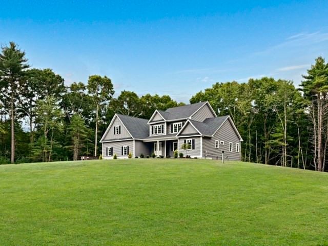 9 Southworth Street Lakeville — Photo 3 of 9