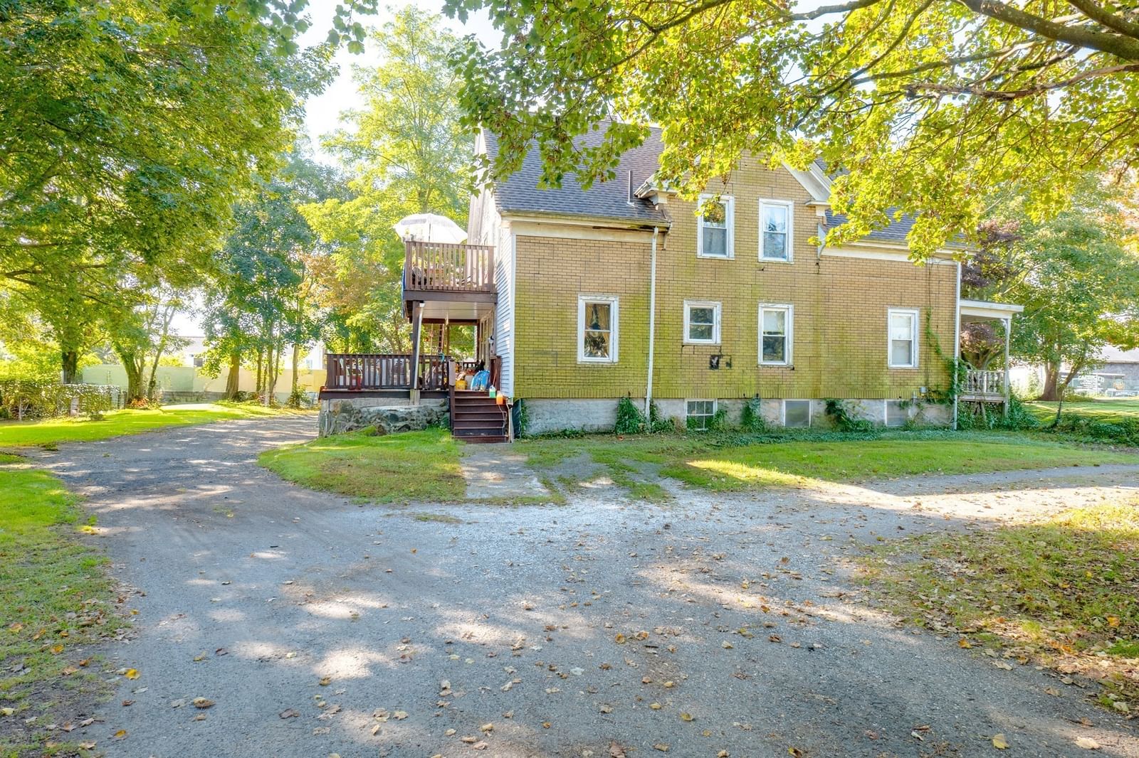 15 Shirley St Fairhaven — Photo 3 of 9