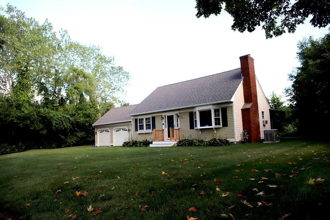6 Edgewood Ln Mattapoisett — Photo 2 of 15