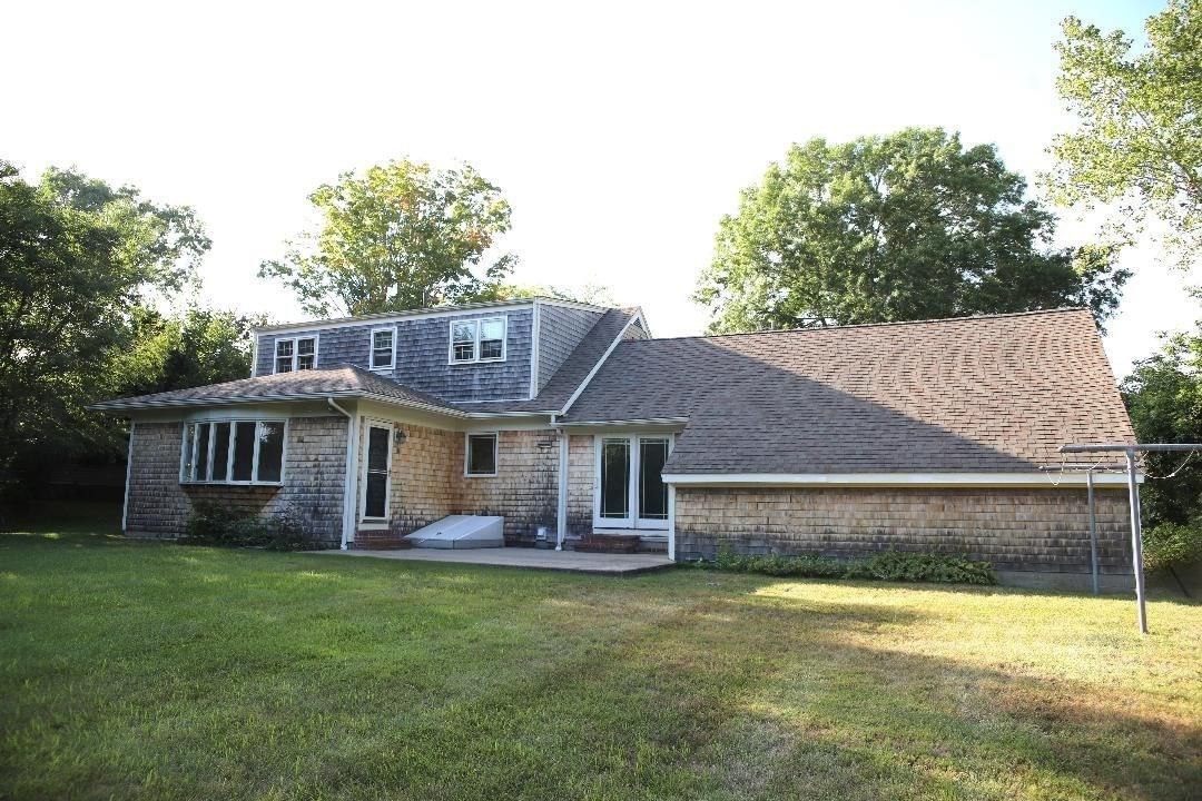 6 Edgewood Ln Mattapoisett — Photo 4 of 15