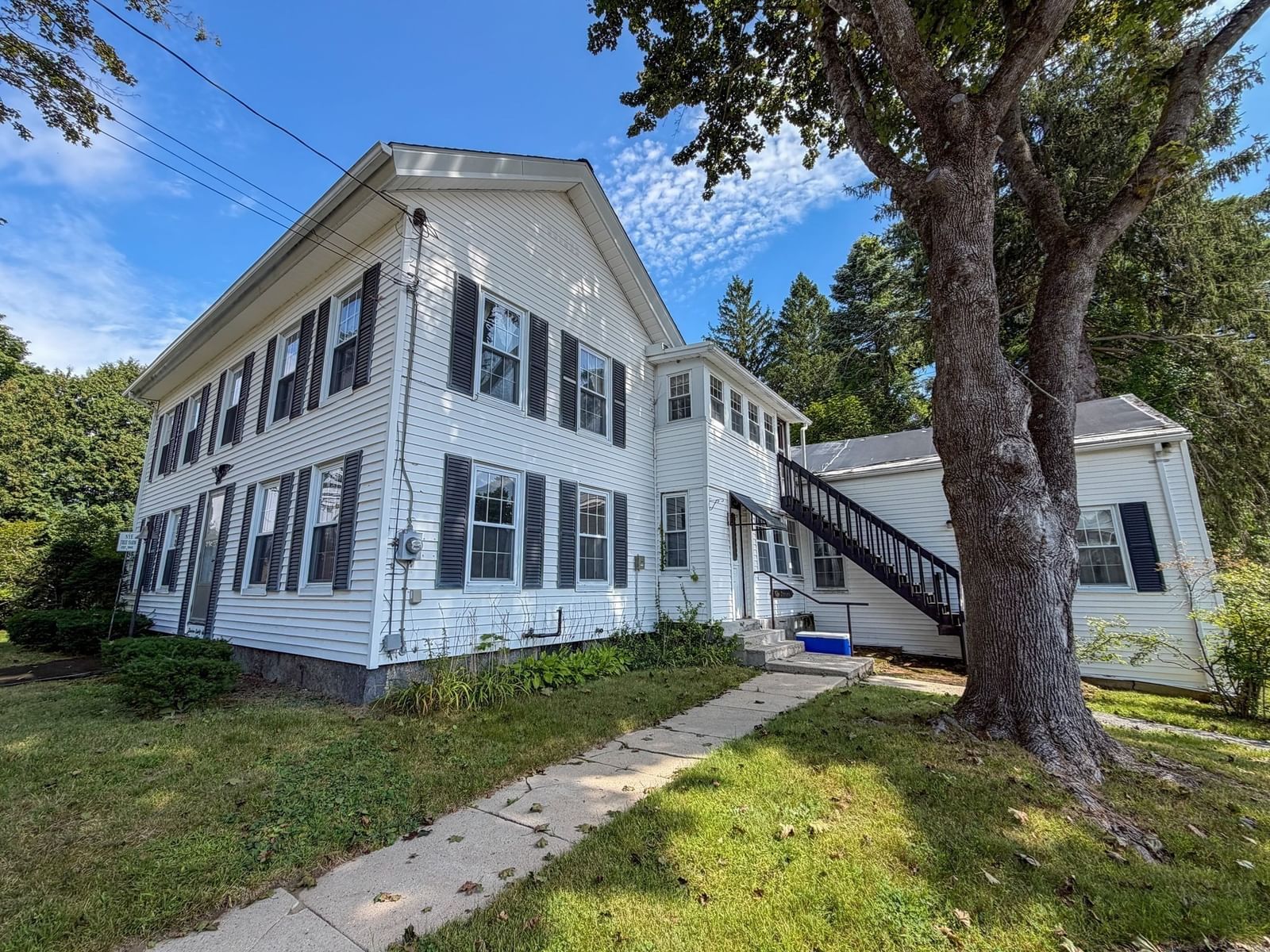 1386 Pleasant St Athol — Photo 25 of 33