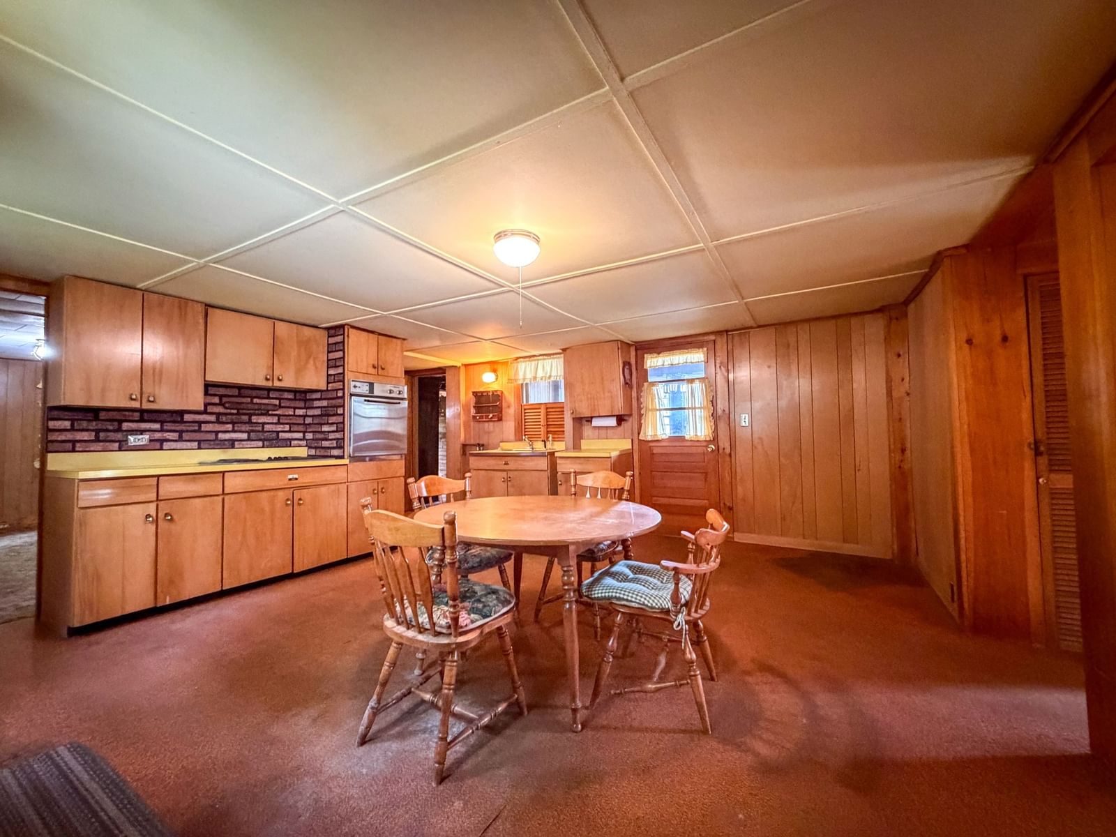 1386 Pleasant St Athol — Photo 3 of 33