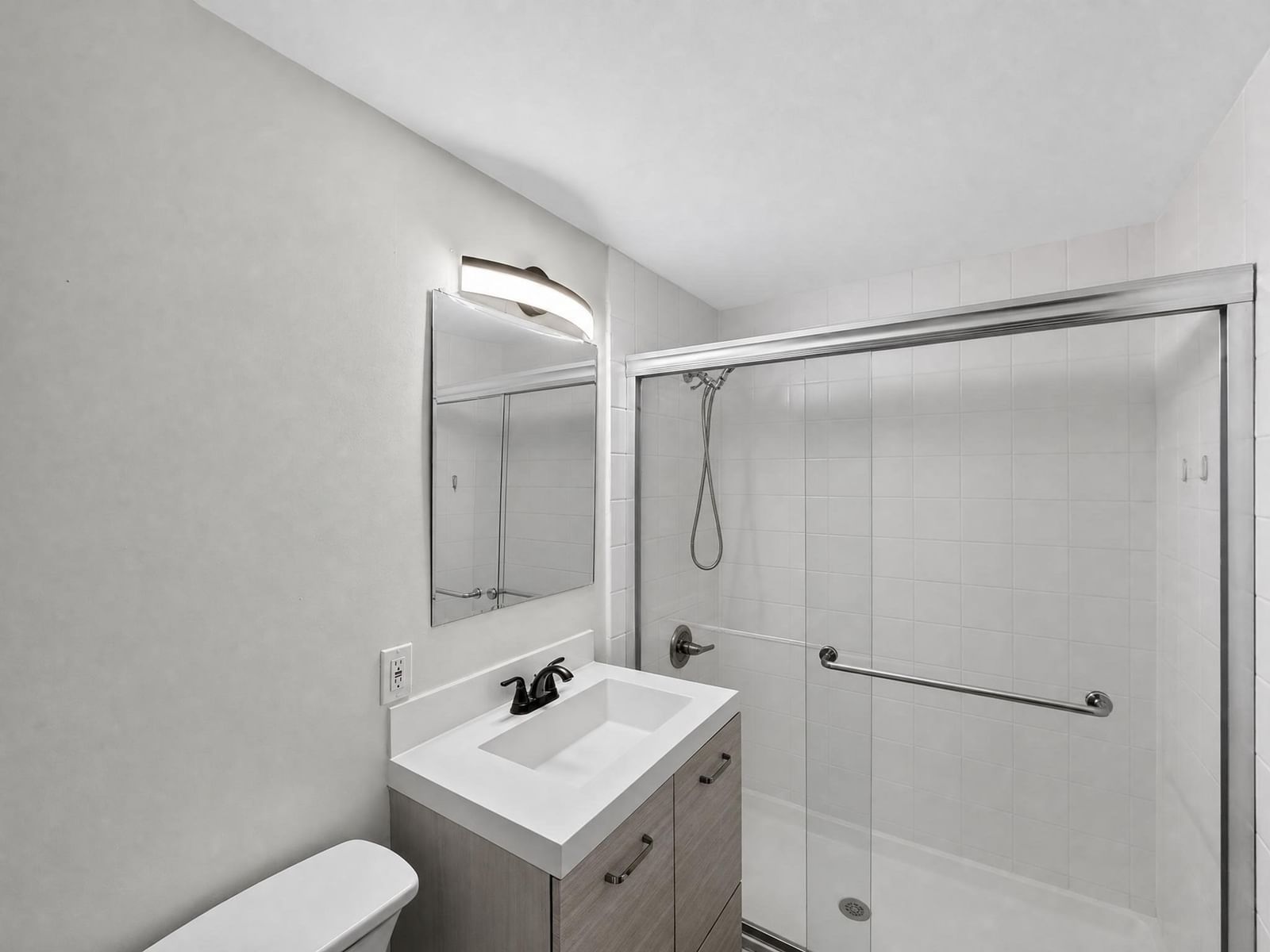 100 Grand View Ave #7B Quincy — Photo 17 of 30