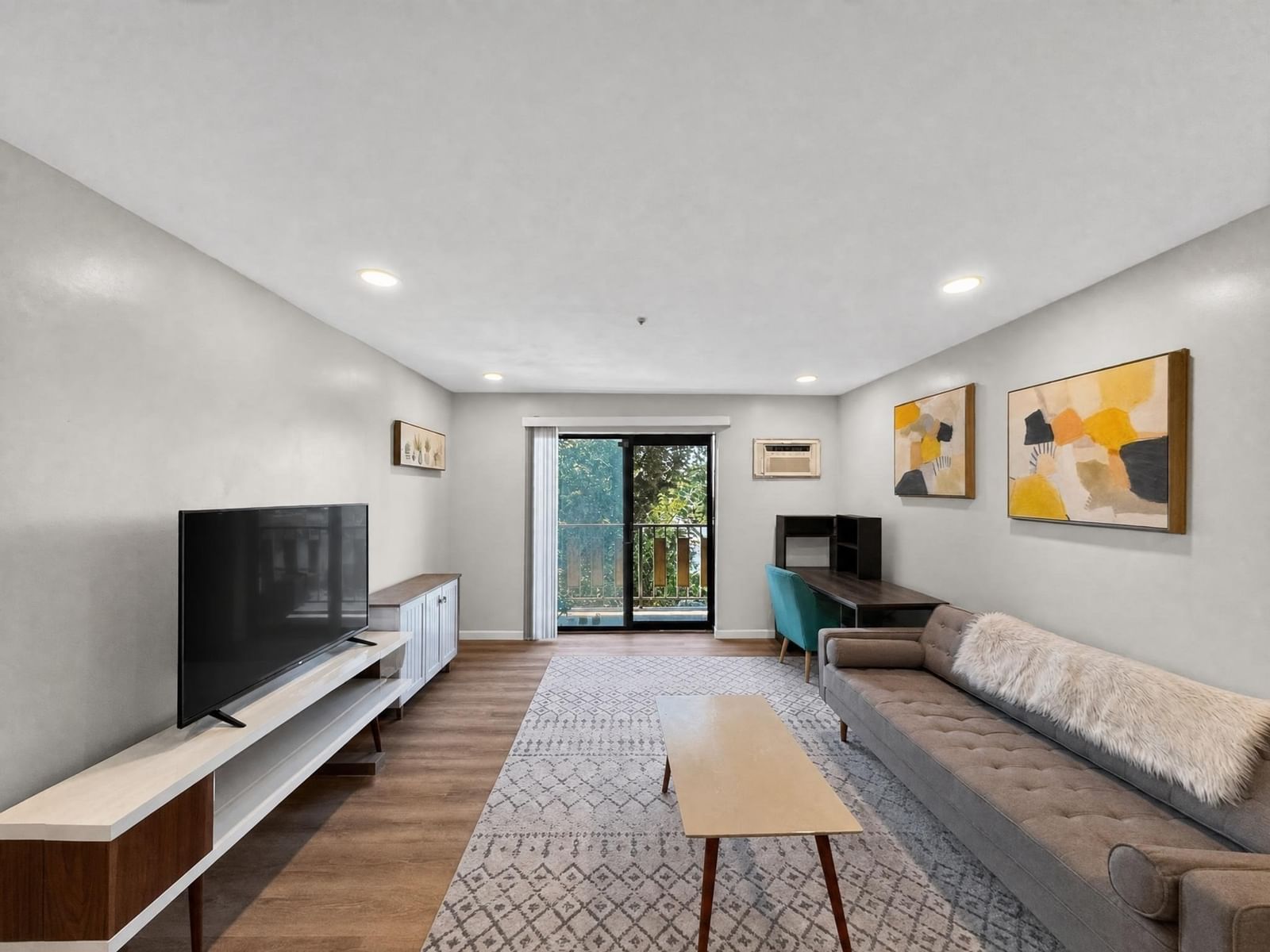 100 Grand View Ave #7B Quincy — Photo 4 of 30